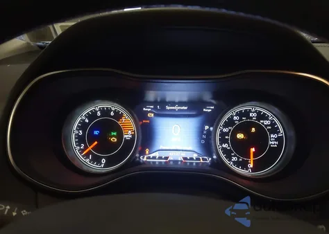 2019 Jeep Cherokee Limited 4X4 z USA, uszkodzony, nr VIN 1C4PJMDXXKD445514